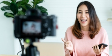 E-Ticarette Influencer Patlaması: 50 Bin Emekli, Ev Kadını ve Asgari Ücretli Sosyal Medya İçerik Üreticisi Olacak