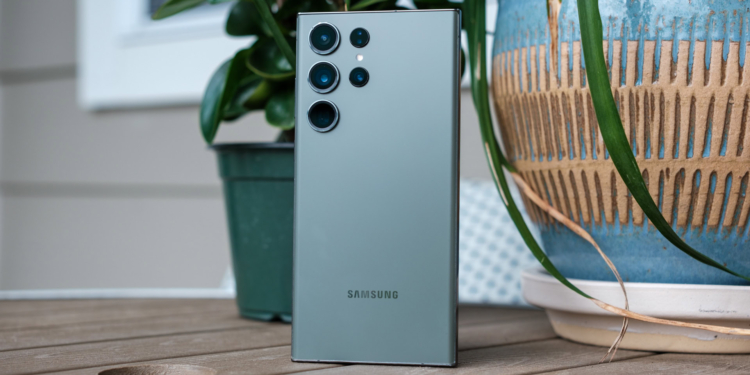 Galaxy S23 One UI 8.5 güncellemesi üzecek! Yenilikler çok kısıtlı kalacak! #1