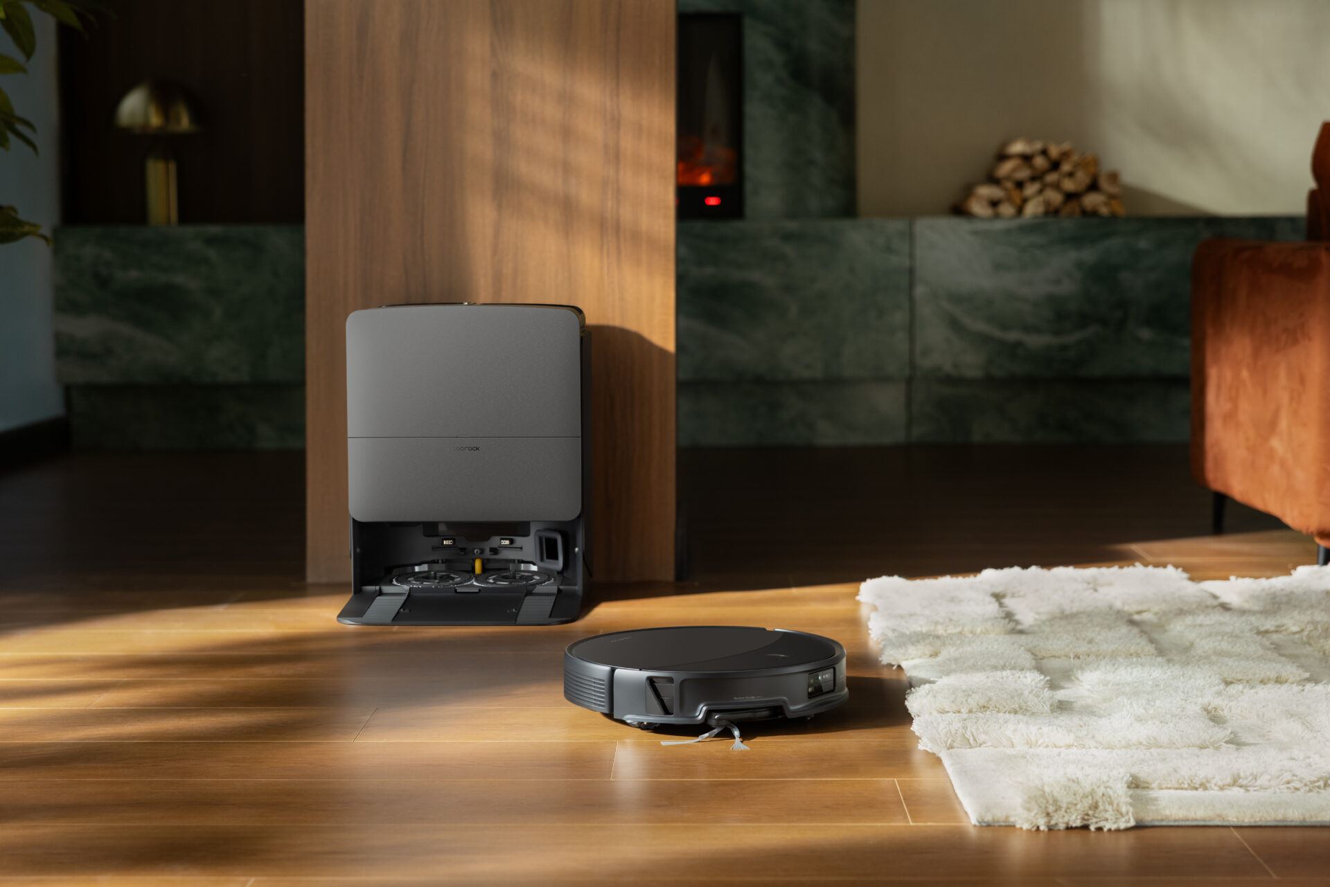  36.000 Pa Emiş Gücü ve Kendi Yüksekliğini Ayarlayan Teknoloji