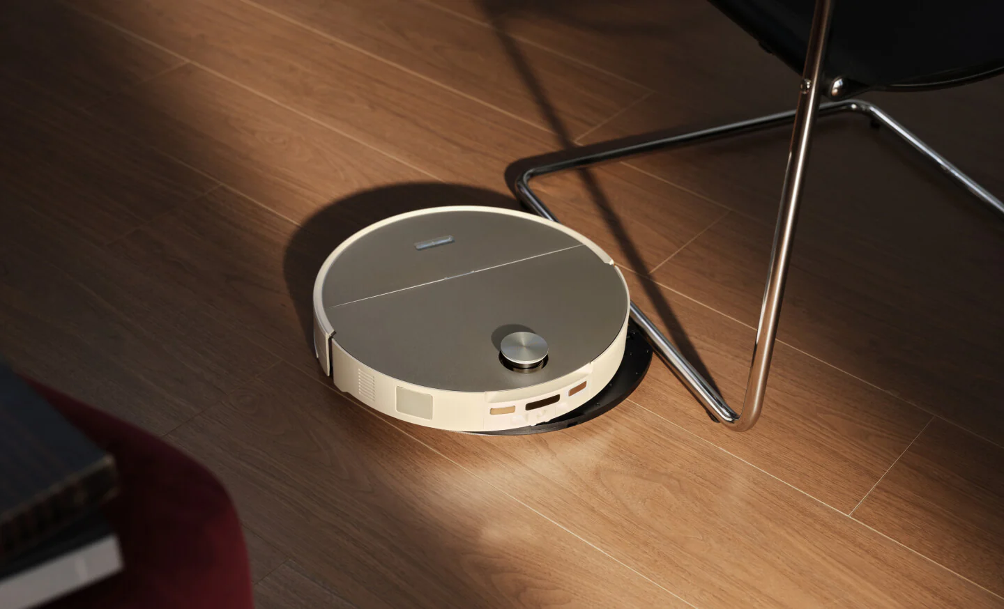 Roborock Saros 20 Sonic Türkiye'de: Titreşimli Mop Teknolojisi ile Lekelere Meydan Okuyor