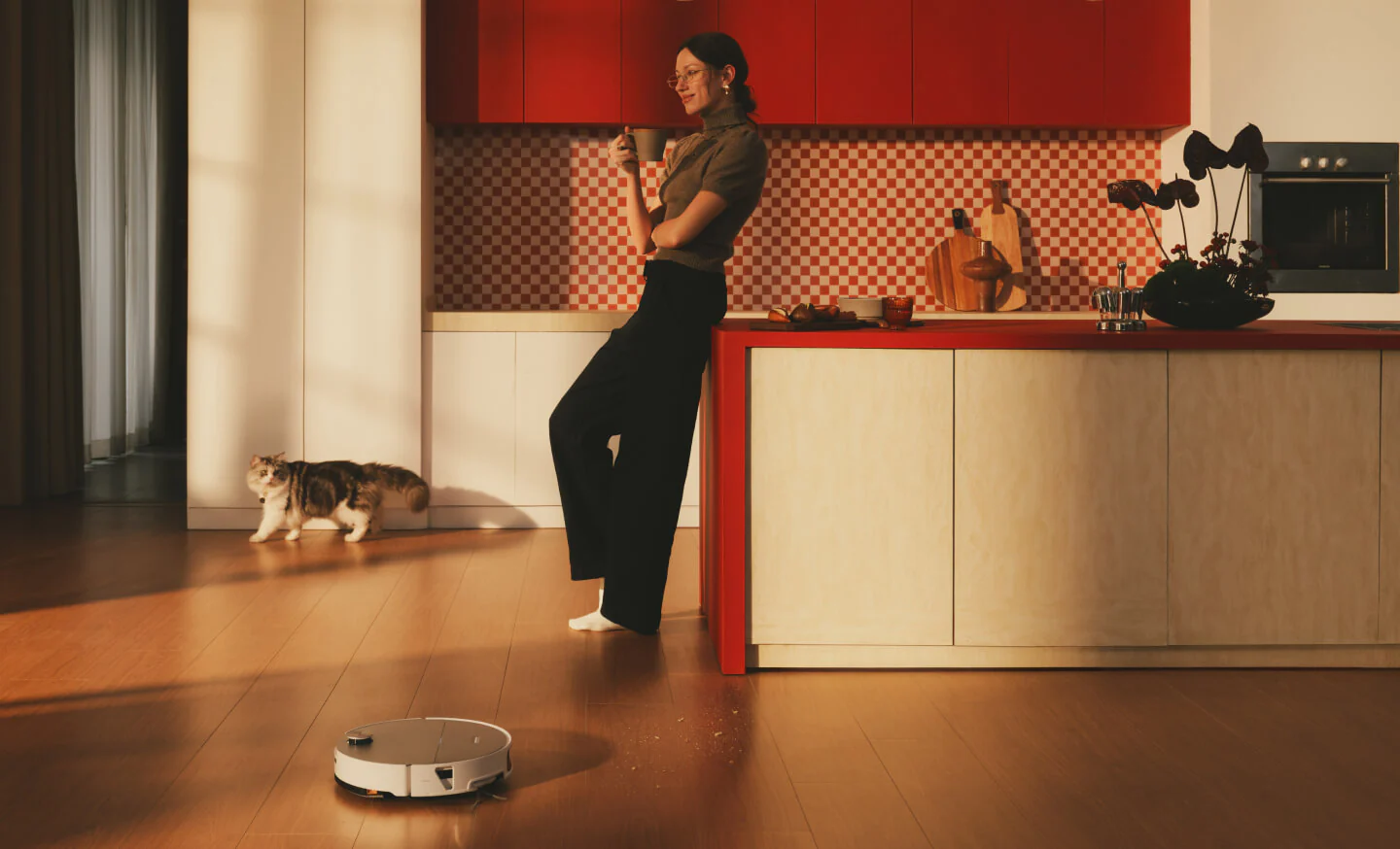 Roborock Saros 20 Sonic Türkiye'de: Titreşimli Mop Teknolojisi ile Lekelere Meydan Okuyor