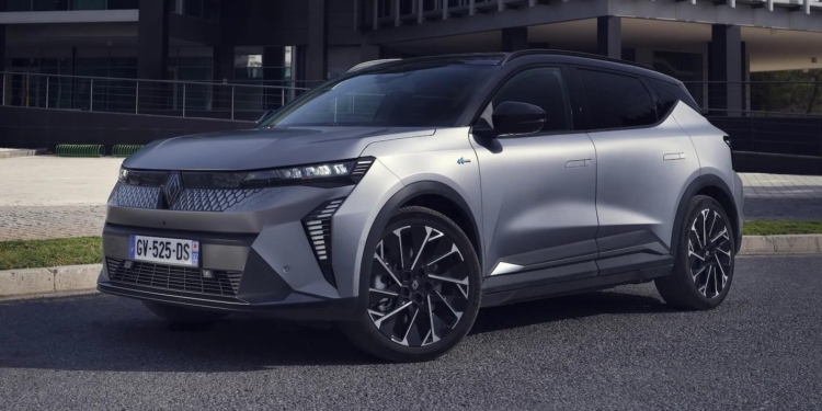 Renault Scenic E-Tech Türkiye'de! Fiyatı ne kadar? #1