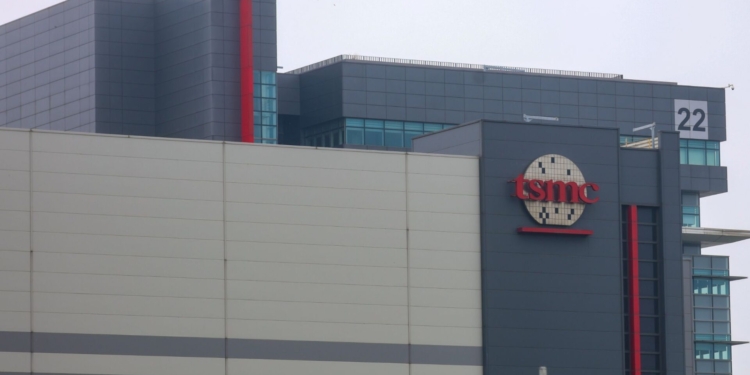 Tayvanlı çip üreticileri hükümete baskı yapıyor! TSMC gibi devler risk altında mı? #1