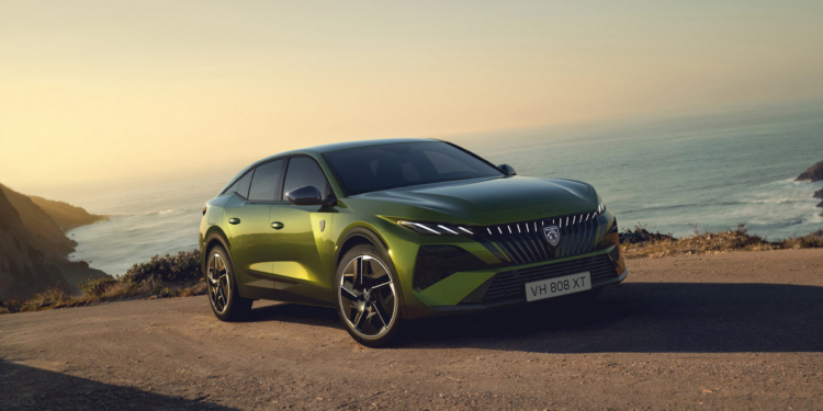 Yeni Peugeot 408 Türkiye'de! İşte fiyatı ve donanımları! #1