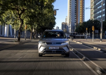 BYD, Avrupa'da fabrika arayışını genişletti: Stellantis tek seçenek değil!
