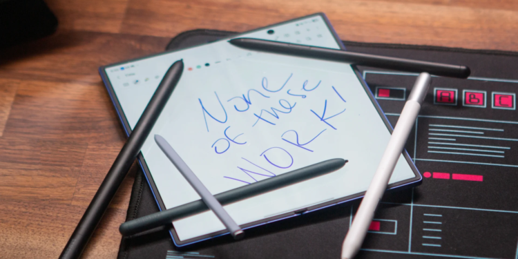 Samsung Galaxy Z Fold 8 S Pen desteği sunmayabilir! Yeni cihaz ne kadar ince olacak?