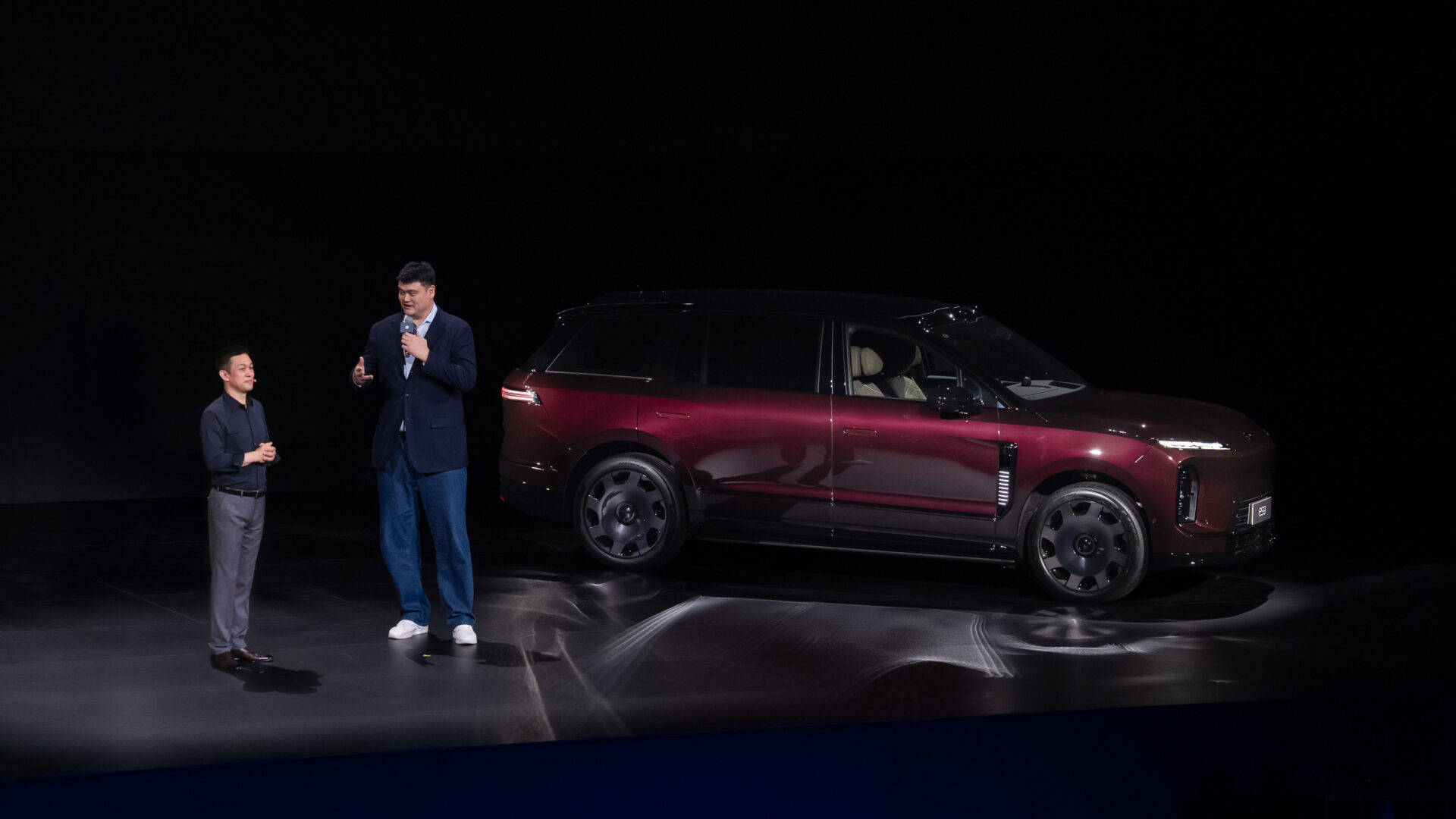 NIO ES9 resmi olarak tanıtıldı! Çin’in en büyük elektrikli SUV modeli neler sunuyor?