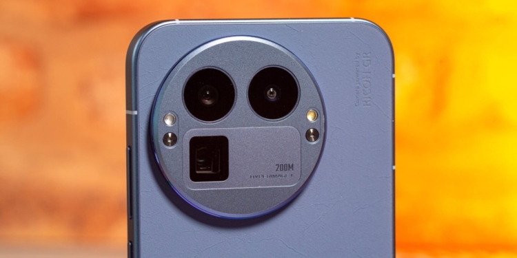 Realme Finlandiya pazarına dönüyor! Yeni modeller kullanıcılarla ne zaman buluşacak?