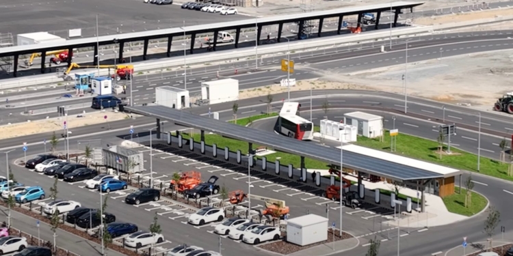 Tesla Giga Berlin tesisine 250 milyon dolar daha yatırıyor! Batarya kapasitesi ne kadar artacak?