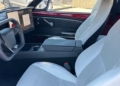 1966 ford mustang tamamen elektrikli ve otonom bir araca dönüştürüldü! Tesla altyapısına sahip klasik model neler sunuyor?