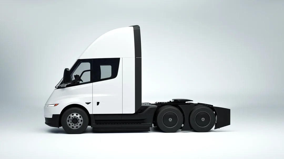 Tesla Semi batarya özellikleri resmiyet kazandı! Elektrikli tır pazarı nasıl şekillenecek?