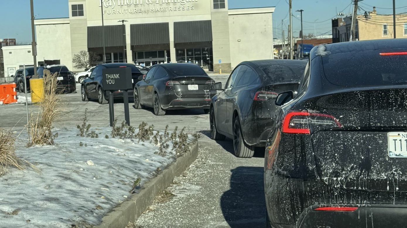 Tesla Supercharger sanal sıra testlerine başladı! Yeni sistem kavgaları bitirecek mi?