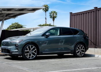Volvo Tesla Supercharger ağına doğrudan erişim sunuyor! Yeni sistem sürücülere ne gibi kolaylıklar sağlayacak?