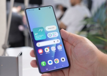 Her yıl yeni akıllı telefon dönemi bitiyor! 2 yılda bir yeni telefon çıkacak! #1