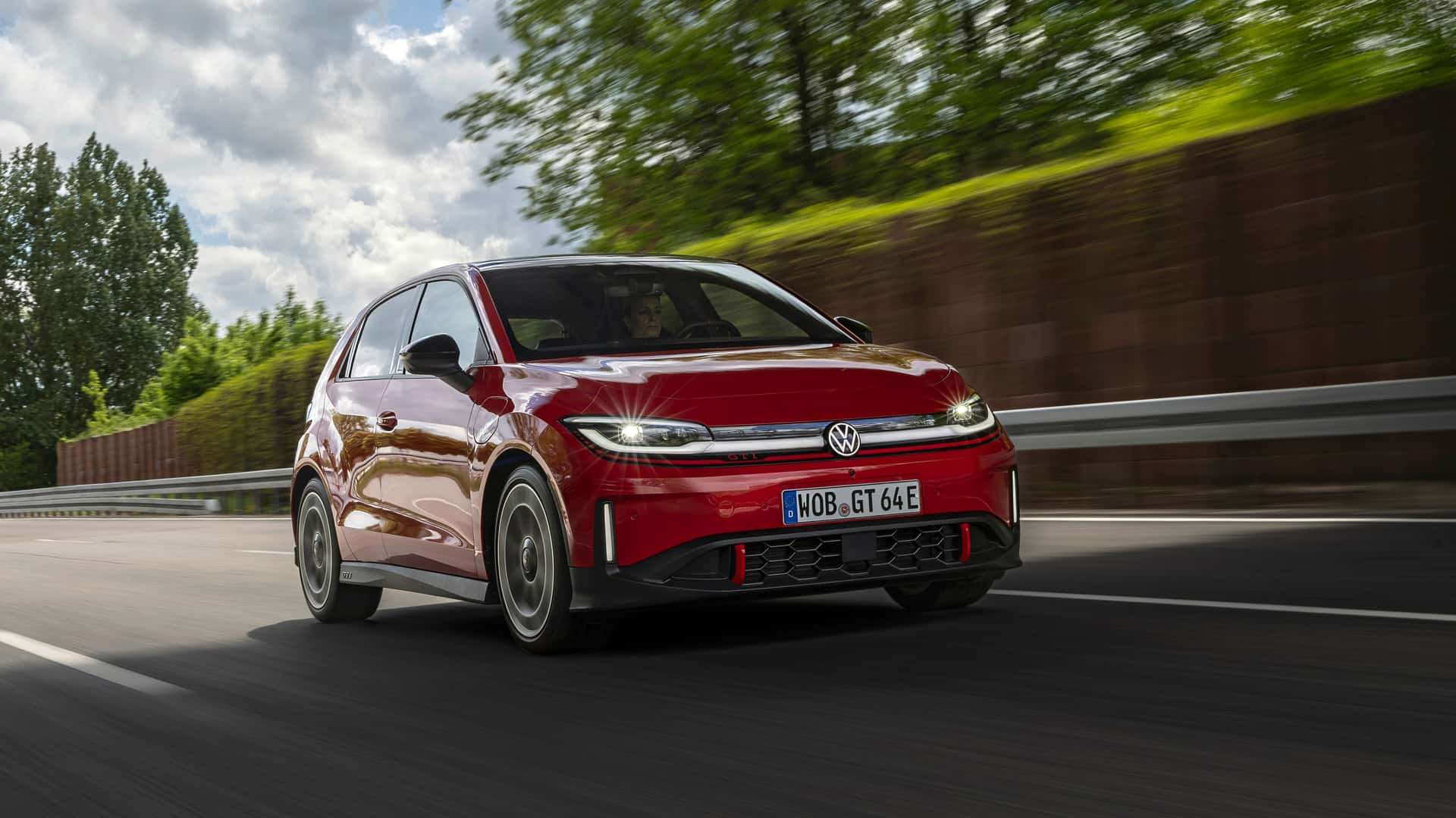 Elektrikli VW Polo GTI tanıtıldı! İlk elektrikli VW GTI modeli neler sunuyor? #4