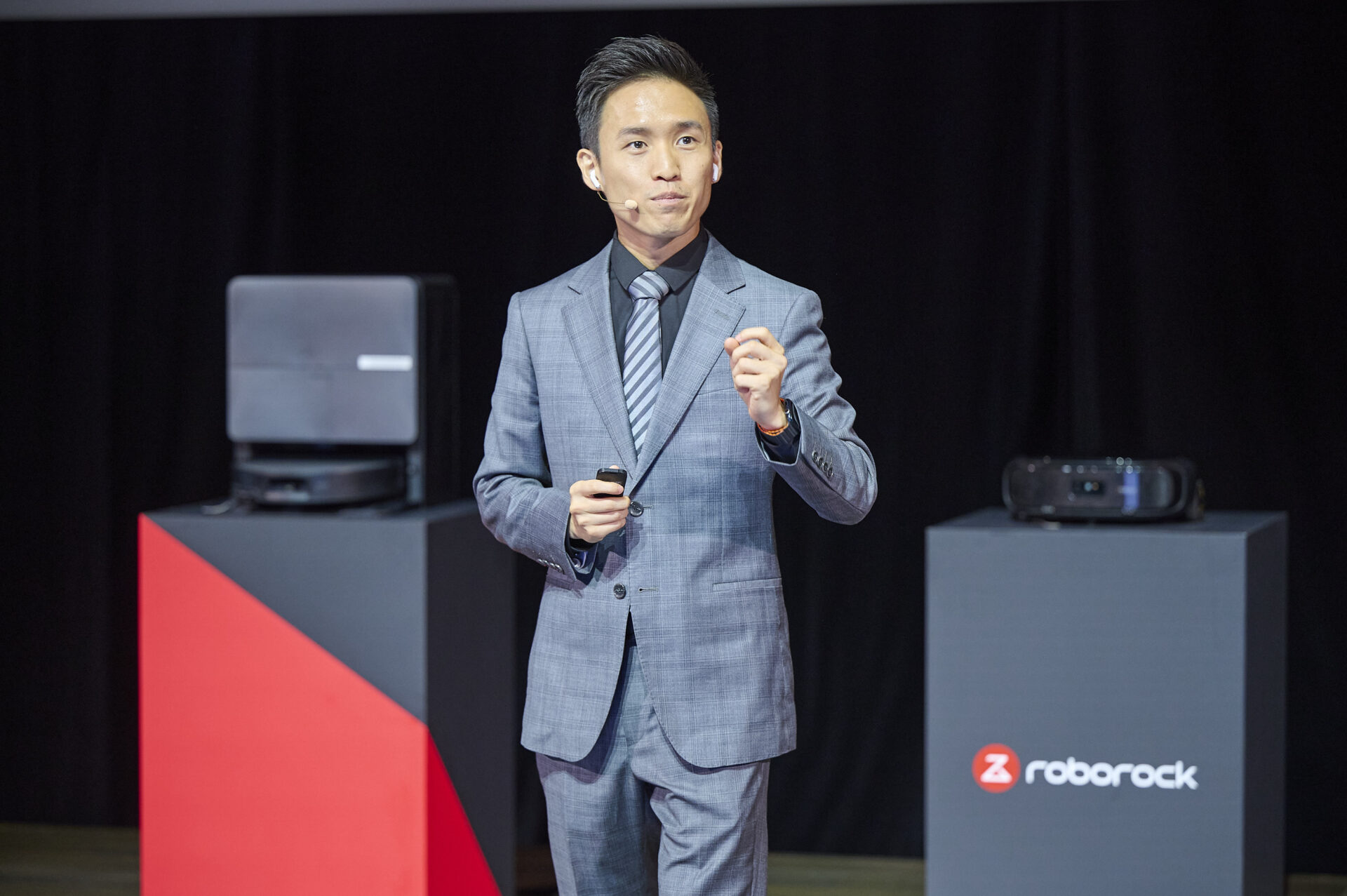 Roborock ve Real Madrid, Japonya'da Teknoloji ve Futbolu Buluşturdu Roborock ve Real Madrid, Japonya'da Teknoloji ve Futbolu Buluşturdu