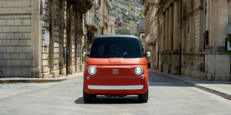 Yeni Fiat Topolino Türkiye'de! İşte fiyatı ve donanımları #1