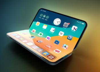 Katlanabilir iPhone Yaklaşıyor: iOS 27 Kodlarında Büyük Sürpriz!