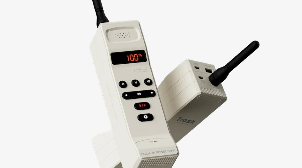 Nostalji ve Modern Teknoloji Bir Arada: 165W Gücünde Motorola DynaTAC Görünümlü Powerbank