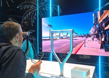 Samsung 40.000 Nit Parlaklıkta XR Ekran Gösterdi: Akıllı Gözlükler Daha Parlak Olacak