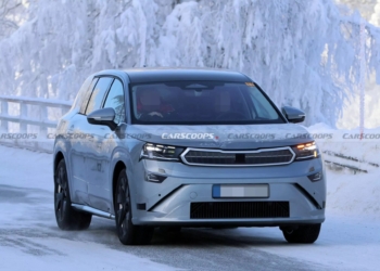 KIA EV9’A DİŞLİ RAKİP: SKODA’NIN YENİ AMİRAL GEMİSİ PEAQ İÇİN GERİ SAYIM BAŞLADI
