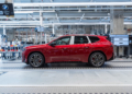 BMW’den Tarihi Üretim Rekoru: Yeni Fabrikada 50 Bininci "Neue Klasse" iX3 Banttan İndi!