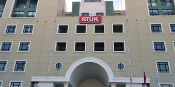 İnternet Yayıncılığında Kurallar Değişiyor: RTÜK’ten YouTube ve Sosyal Medyaya Denetim Sinyali!