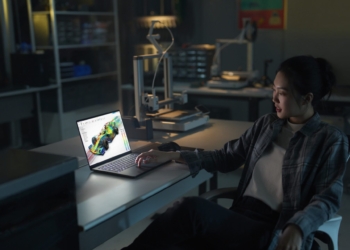 Seçili ASUS ve ROG Laptop Alanlara 3 Aylık Ücretsiz Google AI ve 5 TB Bulut Depolama