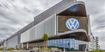 50 Bin Çalışan ve 4 Dev Fabrika Tehlikede: Volkswagen’den "Gelecek Planı 2030" Depremi
