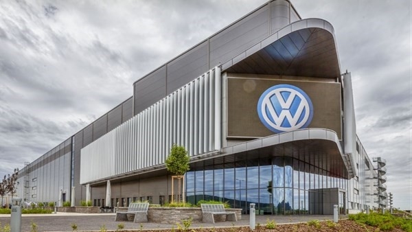 50 Bin Çalışan ve 4 Dev Fabrika Tehlikede: Volkswagen’den "Gelecek Planı 2030" Depremi