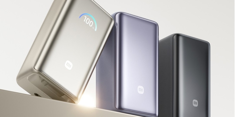 Xiaomi Power Bank Pro 25000 Çıktı: Dahili Kablolu ve 250W Güç Sunuyor!